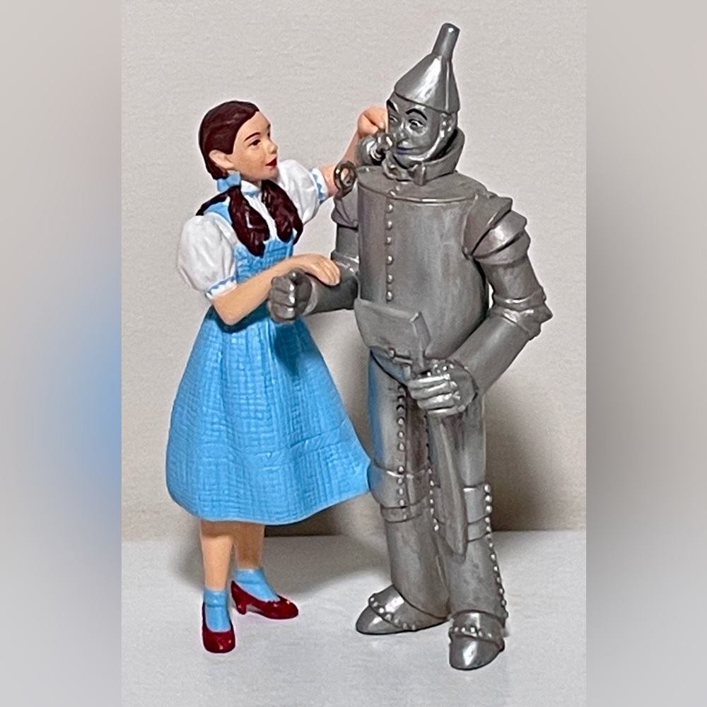 Hallmark Keepsake “Dorothy and Tin Man” Wizard of Oz Ornament